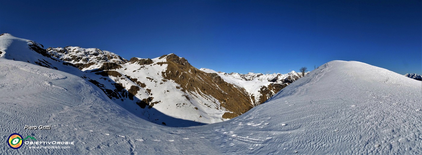 46 Dalla selletta  vista da sx verso la Sella, Ponteranica, Mincucco, Collino.jpg